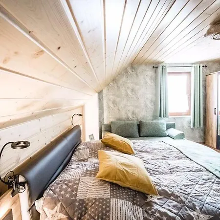 Woodland Modern Retreat Holiday home *